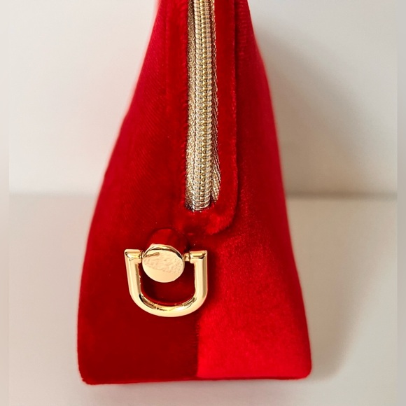 DIOR Beauty Red Velvet Velour Crossbody Gold Purse Chain Bag Card + Box - Picture 11 of 13